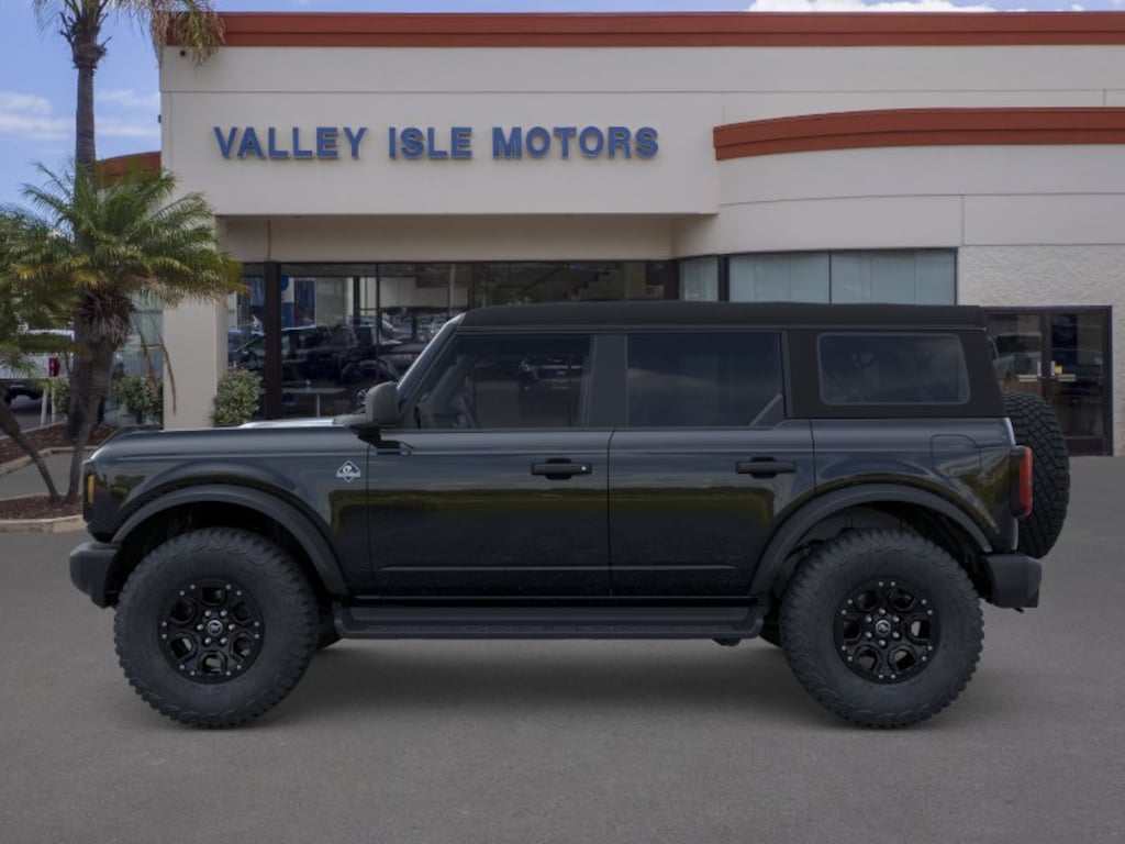 New 2026 Ford Bronco Outer Banks SUV
