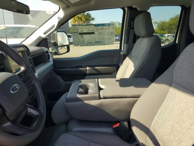 2025 Ford F-250 Super Duty XL - Photo 47