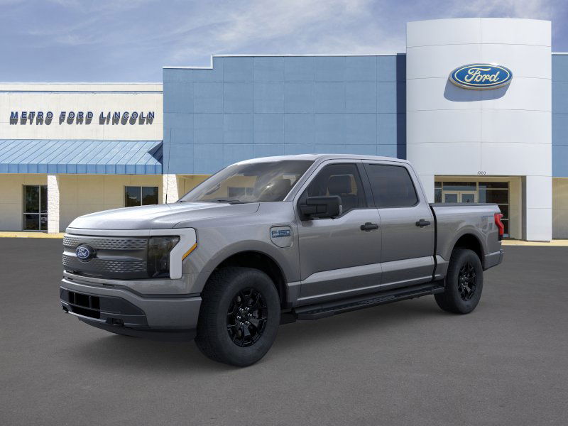 2025 Ford F-150 Lightning XLT's photo