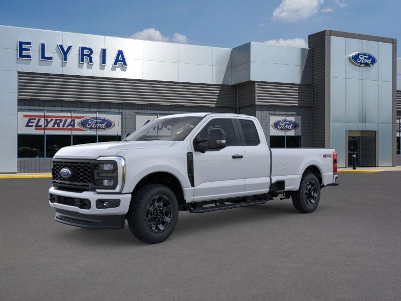 2025 Ford F-350 Super Duty XL's photo