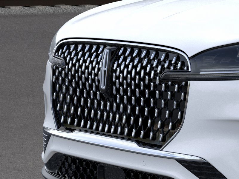 Thumbnail: 2025 Lincoln Aviator - 39