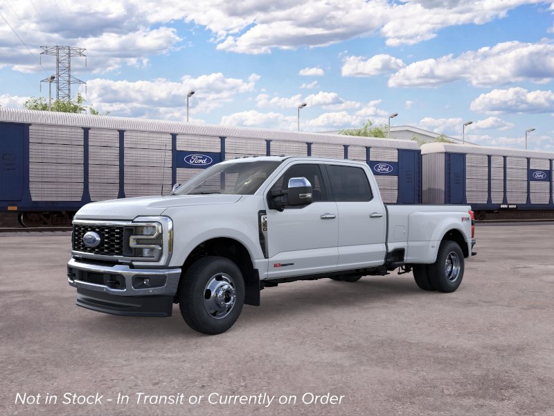 Super Duty F-350&reg; Lariat&reg; TRUCK
