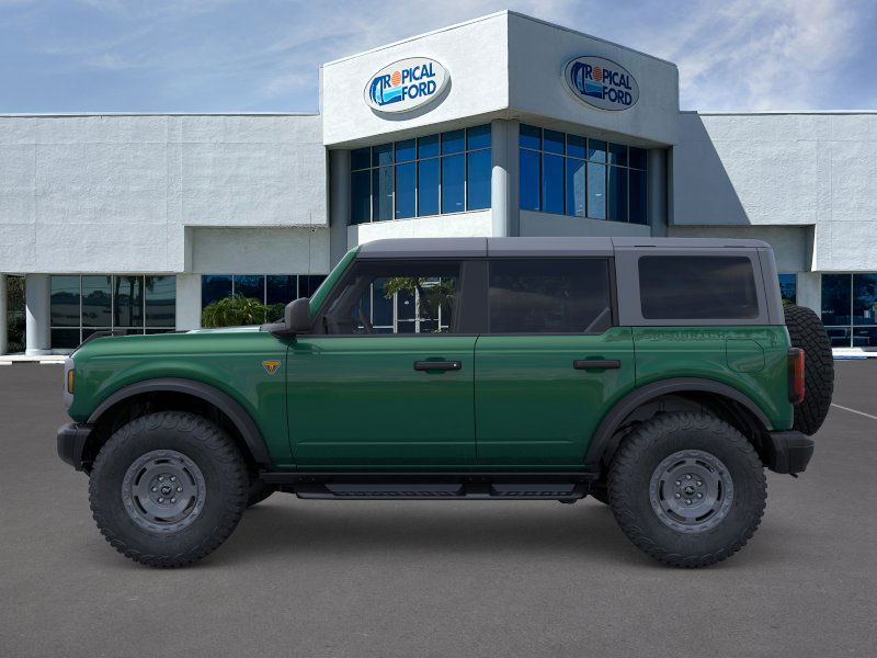 2025 Ford Bronco Badlands photo 3