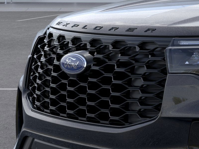 2026 Ford Explorer ST-Line - Photo 17