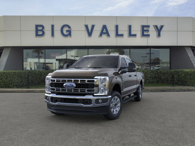 2025 Ford F-250 photo 2