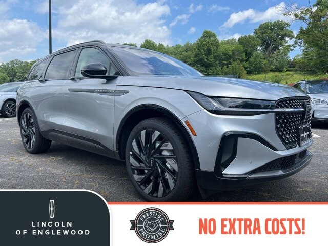 2025 Lincoln Nautilus Reserve's photo