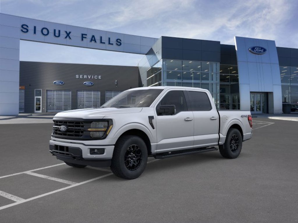 New 2026 Ford F-150 XLT Truck SuperCrew Cab
