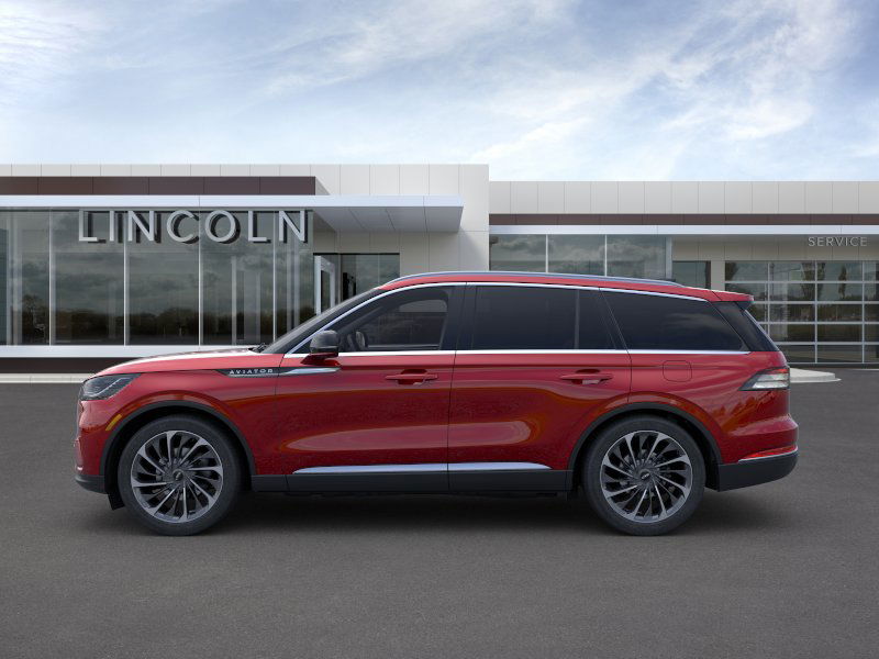2025 Lincoln Aviator Reserve photo 3