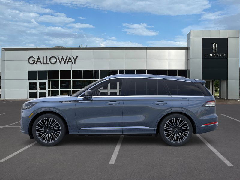 2025 Lincoln Aviator Black Label photo 2