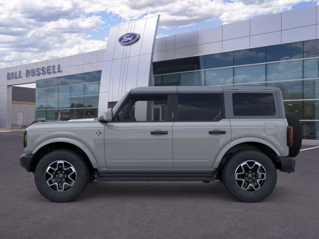 New 2026 Ford Bronco Outer Banks SUV