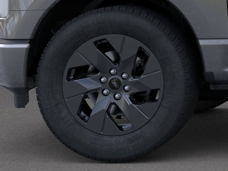 2025 Ford F-150 Lightning Flash 4WD Supercrew 5.5 Box Truck SuperCrew Cab