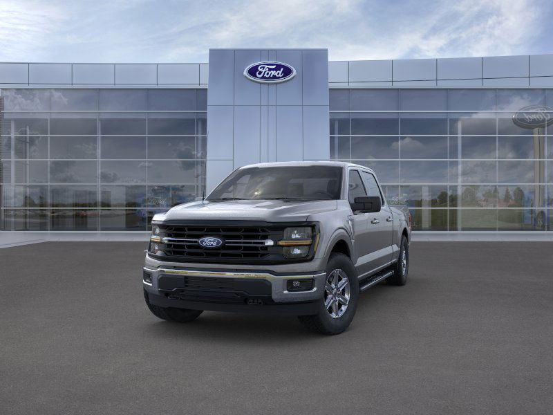 2025 Ford F-150 XLT photo 2
