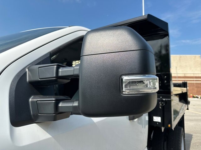 2024 Ford F-450 Super Duty Chassis Cab XL - Photo 39