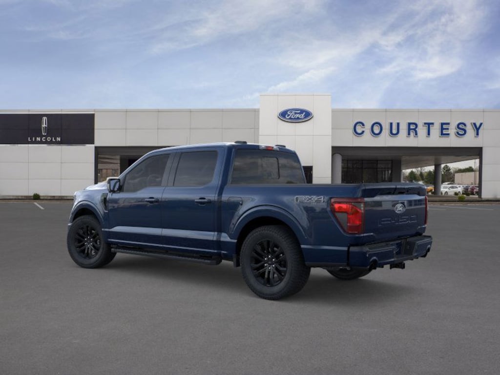 New 2025 Ford F-150 XLT Truck SuperCrew Cab