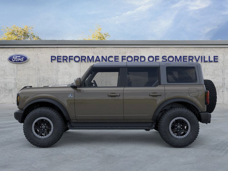 2025 Ford Bronco Outer Banks photo 3