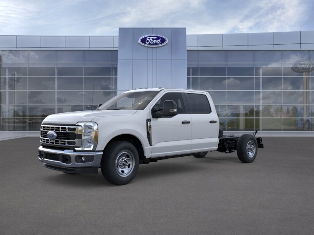 New 2026 Ford F-350 Chassis Truck Crew Cab