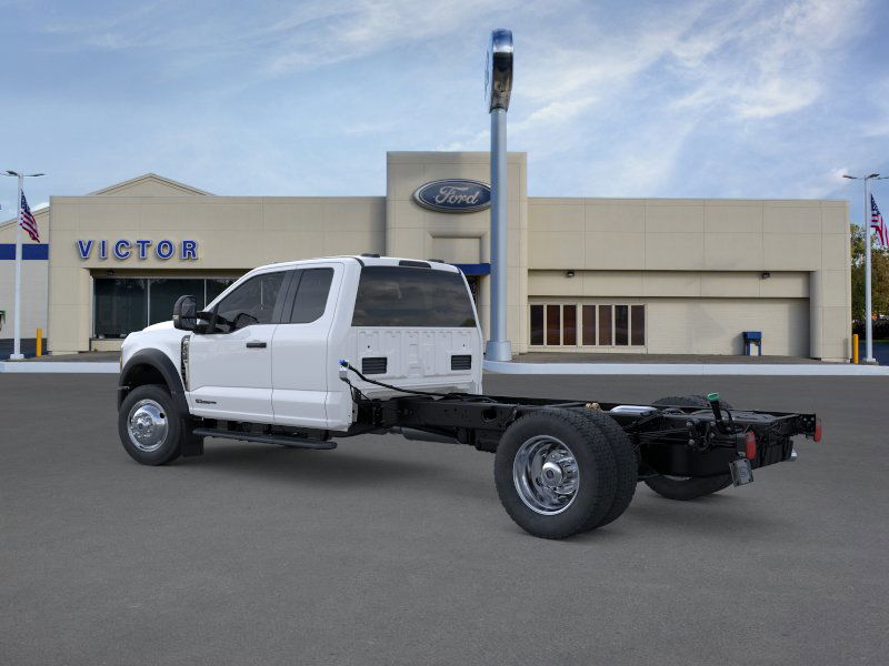2026 Ford F-450 photo 4