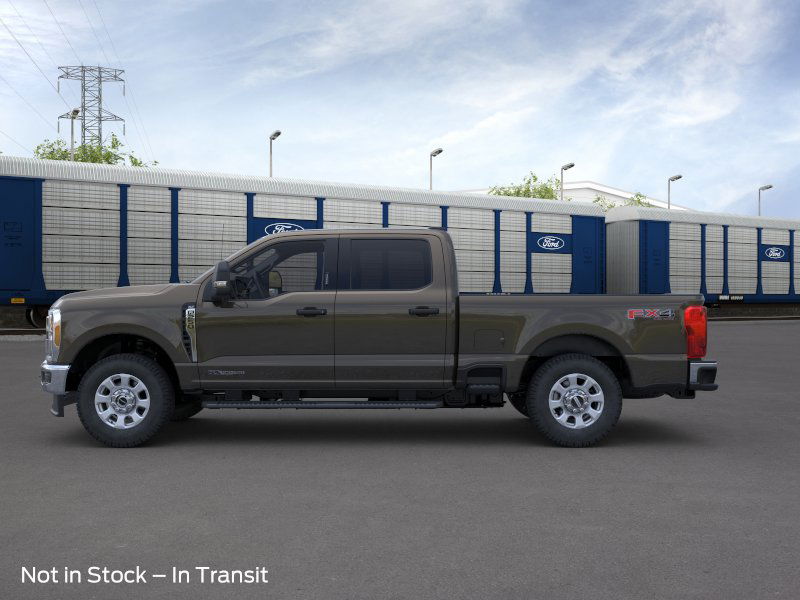 2025 Ford F-250 XLT photo 3