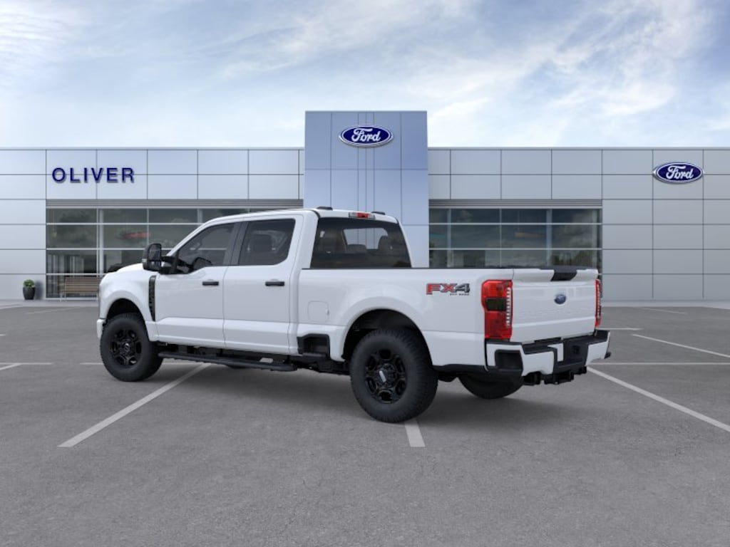 New 2026 Ford Super Duty F-350 SRW Truck Crew Cab
