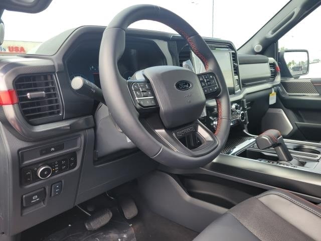 2025 Ford F-150 Raptor photo 22