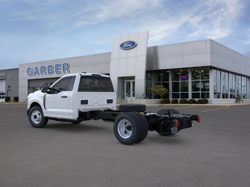 2025 Ford F-350 photo 4
