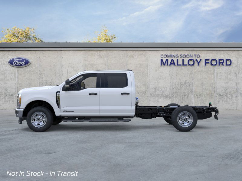 2026 Ford F-350 photo 3