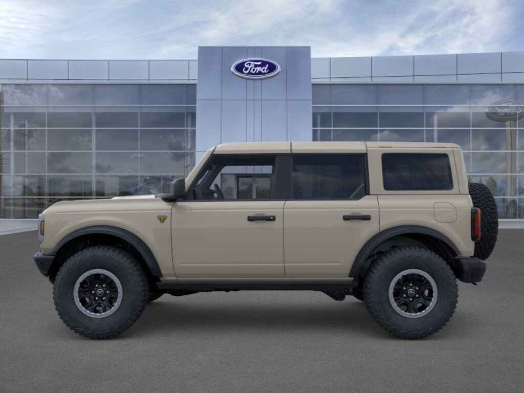 New 2025 Ford Bronco Badlands SUV