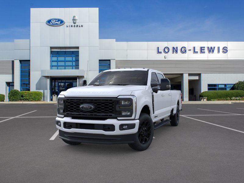 2025 Ford F-350 Lariat photo 2