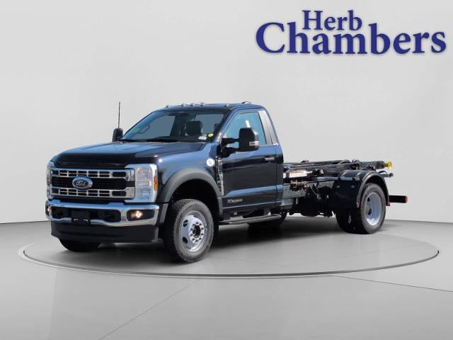 2025 Ford F-550 Super Duty Chassis Cab XL - Photo 40
