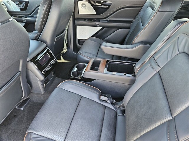 2025 Lincoln Aviator Black Label - Photo 60