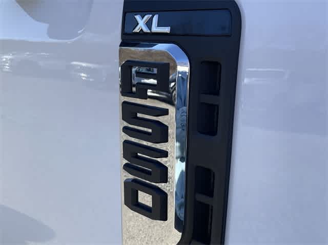 Thumbnail: 2024 Ford Econoline - 46