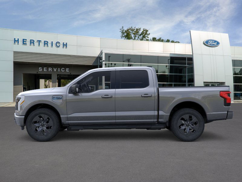 2025 Ford F-150 Lightning Flash TRUCK