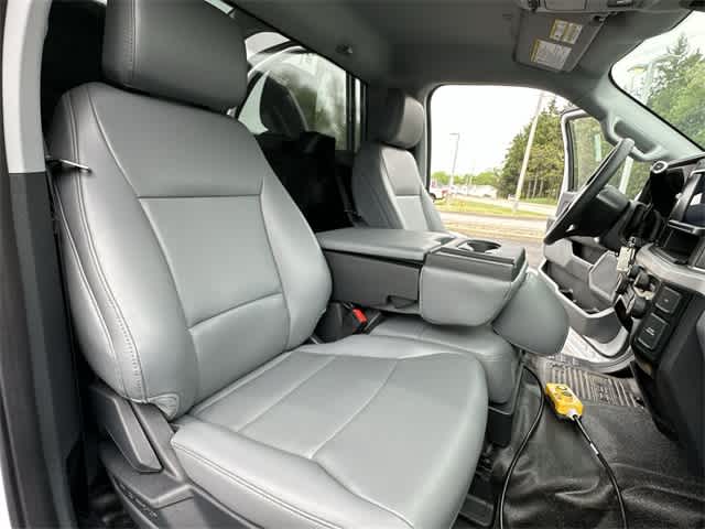 Thumbnail: 2025 Ford Econoline - 44