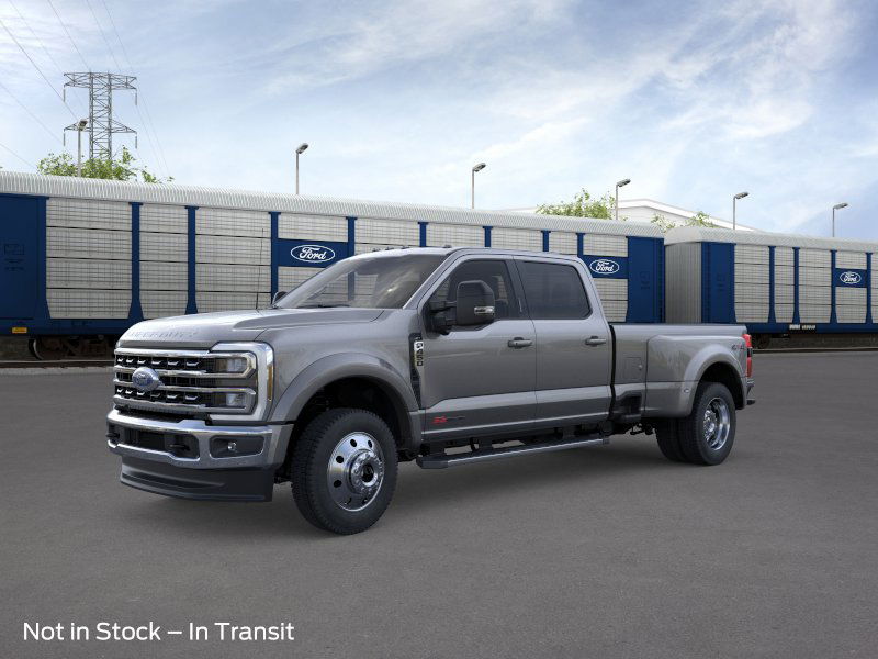 2026 Ford F-450 Super Duty XLT's photo