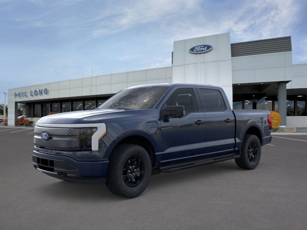 New 2025 Ford F-150 Lightning XLT Truck