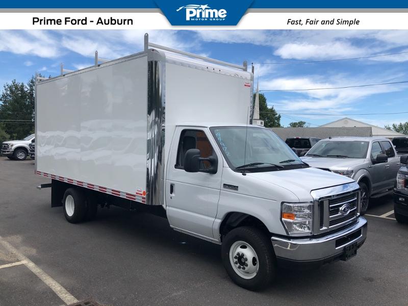Ford E-350 Cutaway