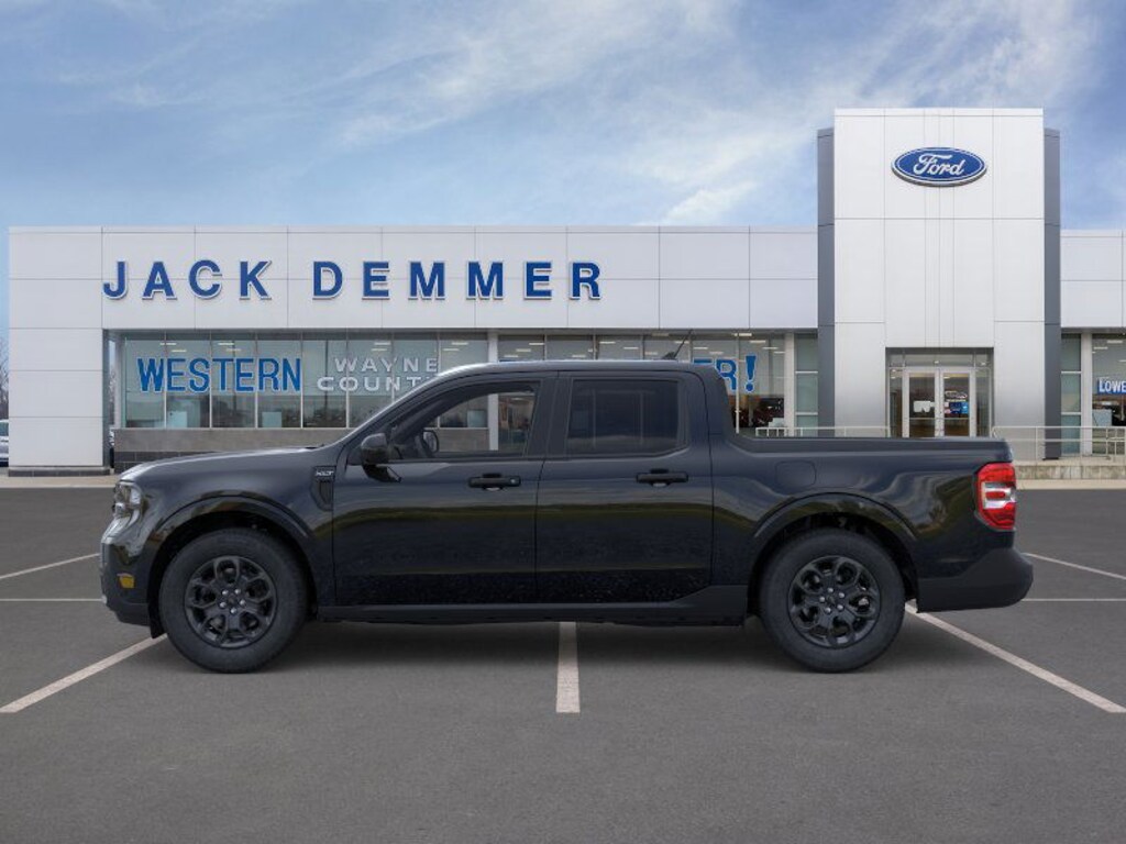 New 2025 Ford Maverick XLT TRUCK