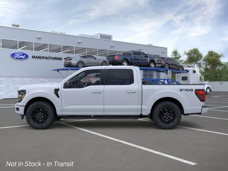 2025 Ford F-150 XLT photo 2