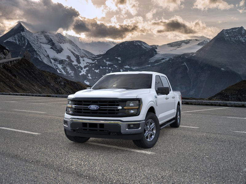 2024 Ford F-150 XLT photo 2