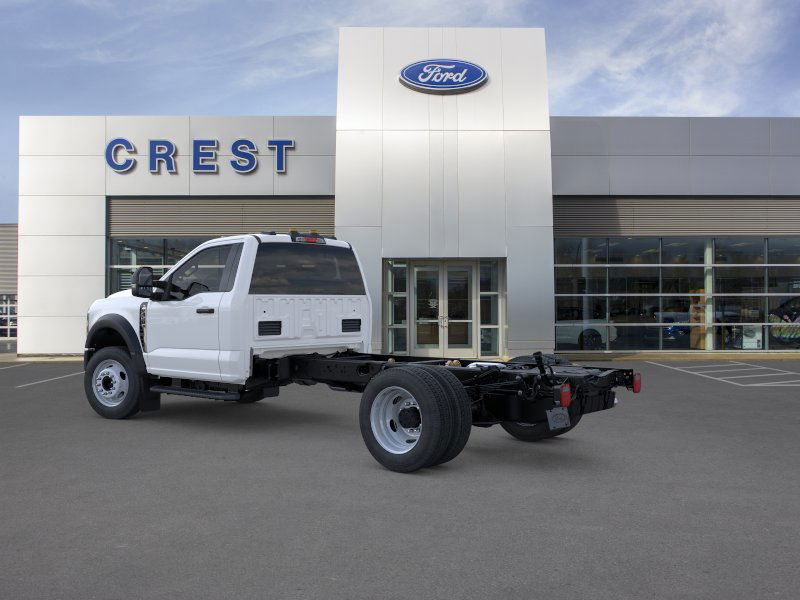 2025 Ford F-450 photo 4