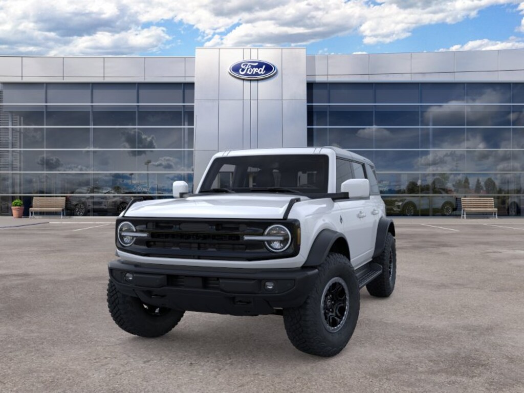 New 2025 Ford Bronco Outer Banks® SUV