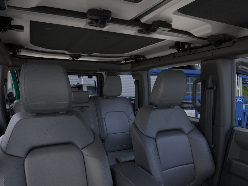 2025 Ford Bronco Outer Banks photo 14