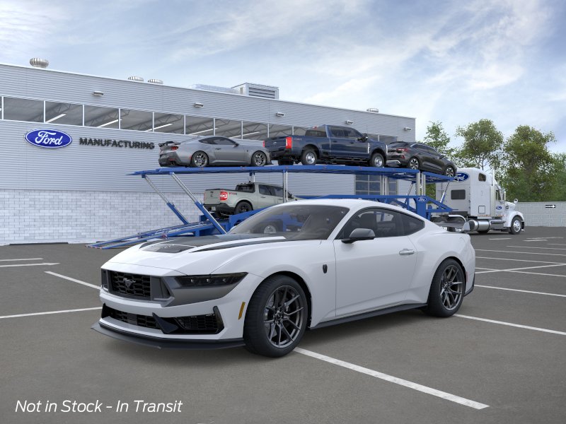2026 Ford Mustang Dark Horse's photo