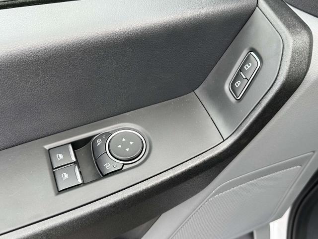 2024 Ford F-350 Super Duty Chassis Cab XL - Photo 37