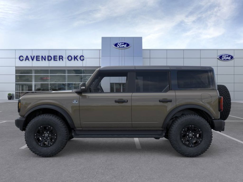 New 2025 Ford Bronco Outer Banks SUV