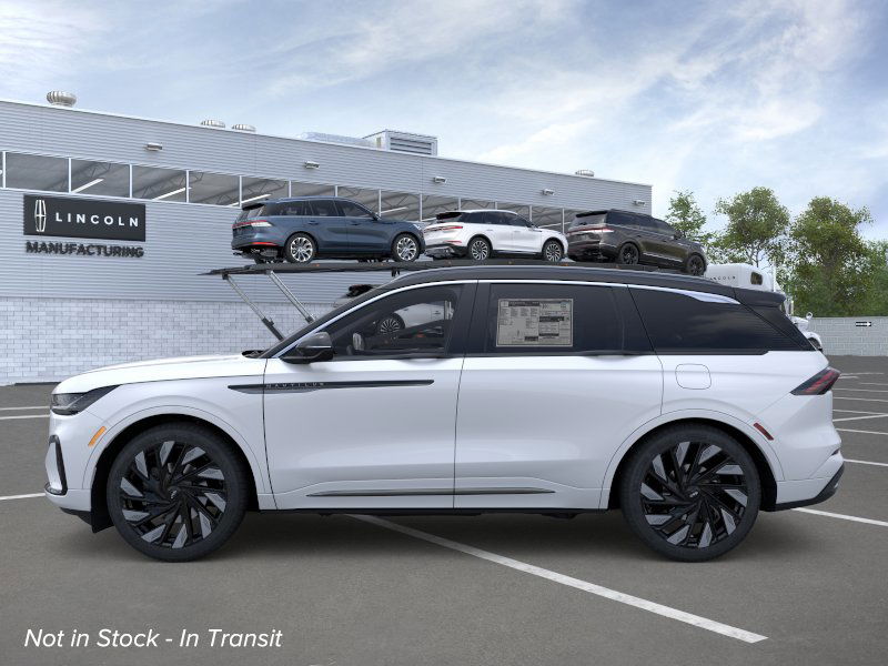 2026 Lincoln Nautilus Black Label photo 2