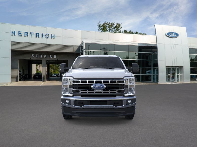 2025 Ford Super Duty F-350 DRW F-350 XL Truck Crew Cab 2025 Ford Super Duty F-350 DRW F-350 XL Truck Crew Cab