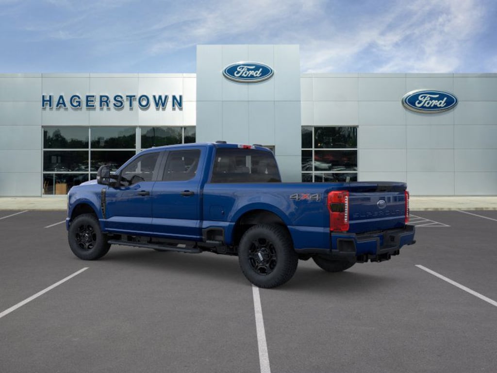 New 2026 Ford F-250 XL Truck Crew Cab