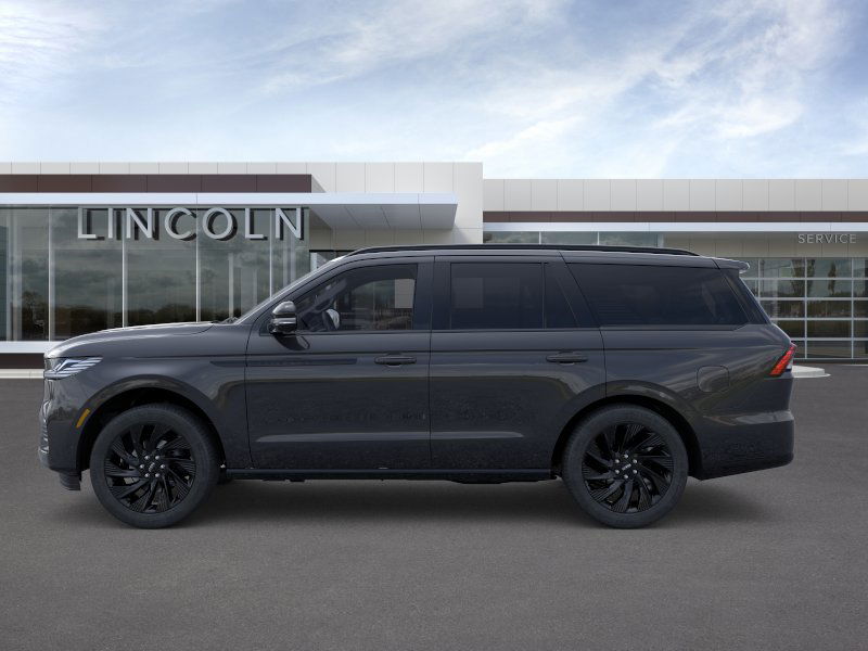 2025 Lincoln Navigator Reserve photo 3