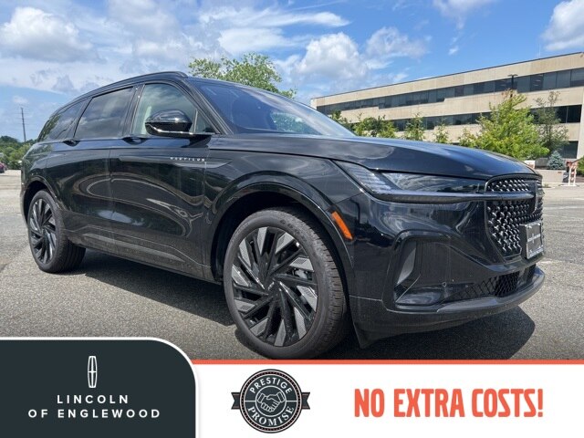 2025 Lincoln Nautilus Reserve's photo